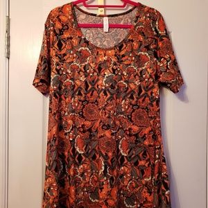 LulaRoe Perfect T (peachy/orange)
